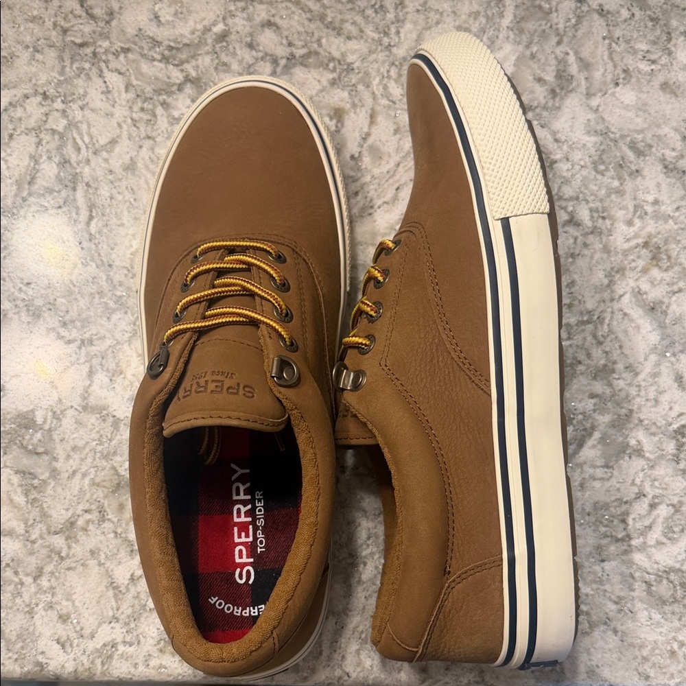 Sperry Men's Tan Sneakers with White Sole